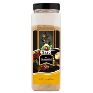 Ajo Granulado Sazú 600 gr en tarro dosificador, condimento natural ideal para carnes, sopas, arroces, salsas, adobos y guisos.