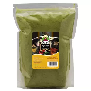 Cilantro Molido Sazú 500 gr en doypack, condimento natural para sazonar guisos, sopas, carnes y preparaciones tradicionales con sabor fresco y aromático.