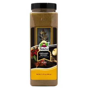 Orégano molido Sazú 340 gr en tarro dosificador, condimento natural ideal para pizzas, pastas, carnes, guisos y salsas caseras.